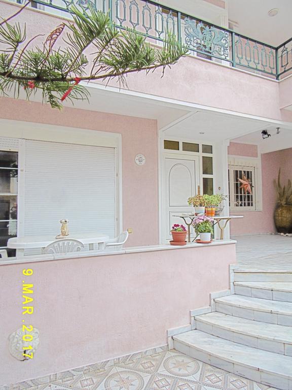 Spacious Apartment Corinth Luaran gambar