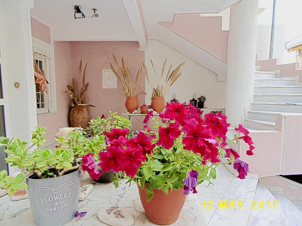 Spacious Apartment Corinth Luaran gambar